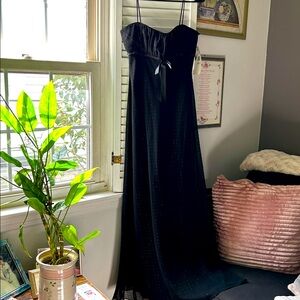 Betsy & Adam Vintage Black Beaded Gown Dress size 12 Classic